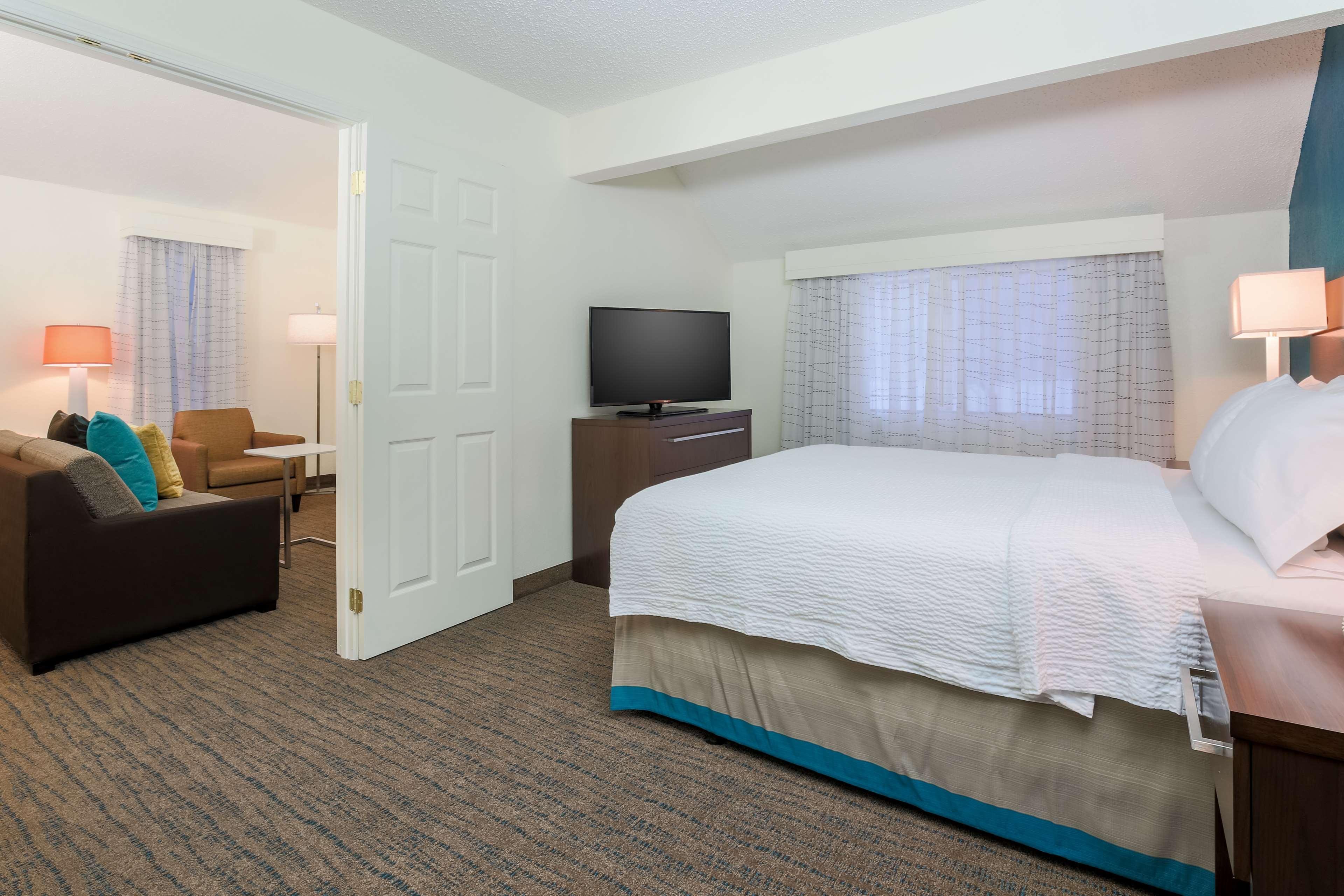 Hawthorn Suites By Wyndham Tinton Falls Exterior photo